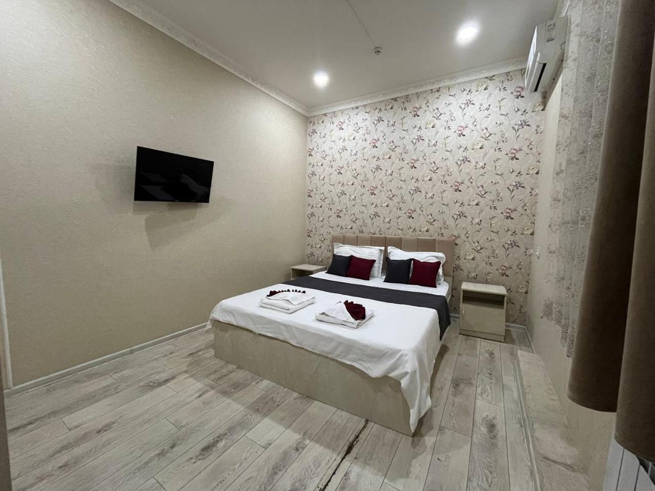 Fenix Hotel Tashkent Exterior photo