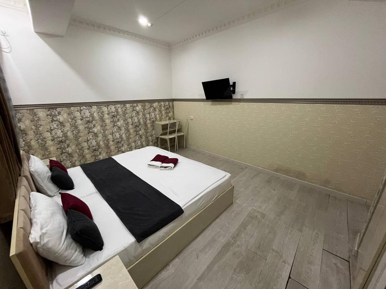 Fenix Hotel Tashkent Exterior photo