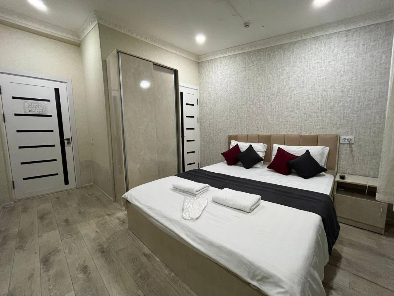 Fenix Hotel Tashkent Exterior photo