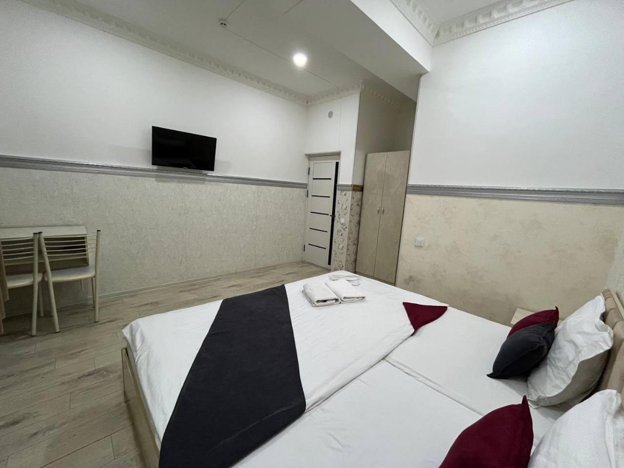 Fenix Hotel Tashkent Exterior photo